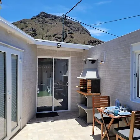 Hikers Haven Courtyard Tamaimo Tenerife * サンティアゴ・デル・テイデ