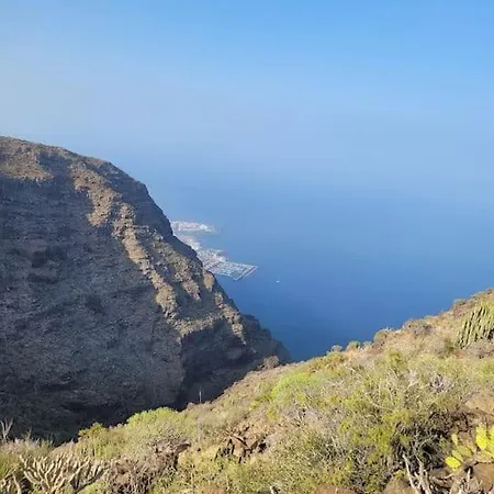 Hikers Haven Courtyard Tamaimo Tenerife * サンティアゴ・デル・テイデ